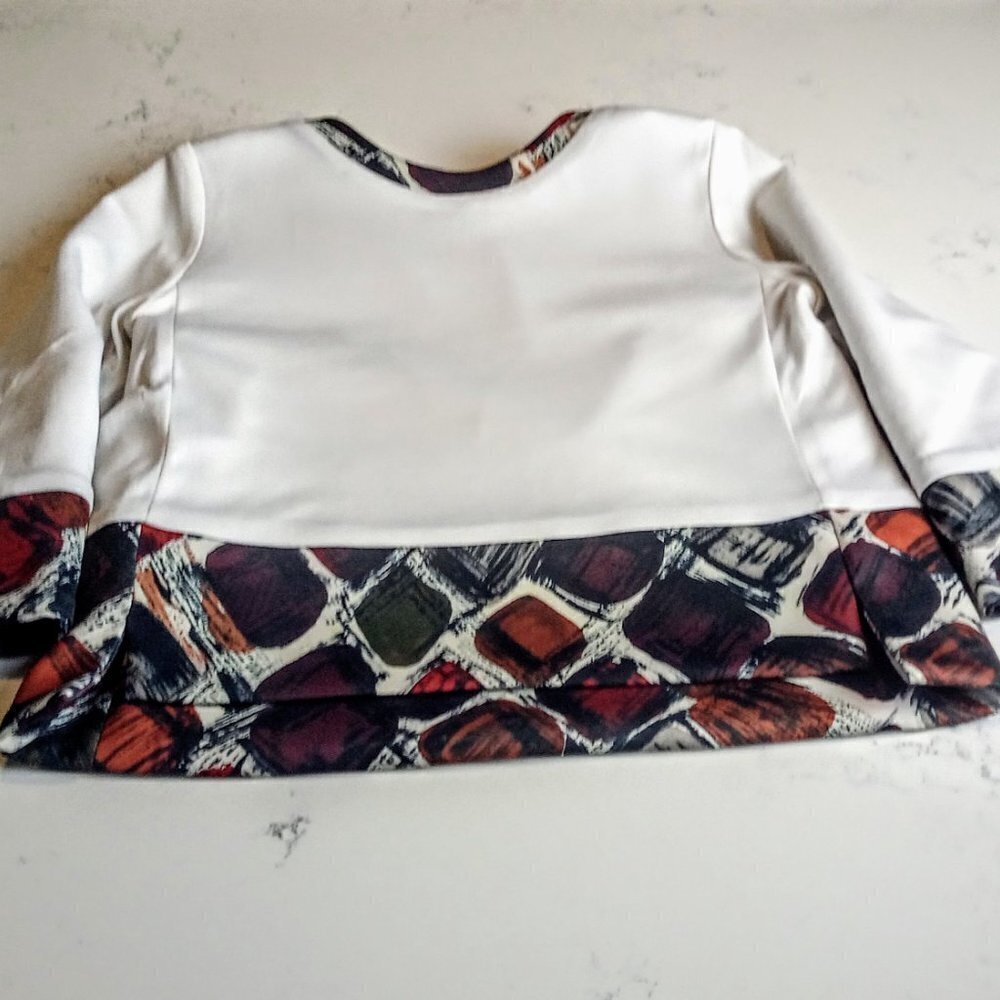 The Lines In Between Multicolor Print Crop Top - image 4